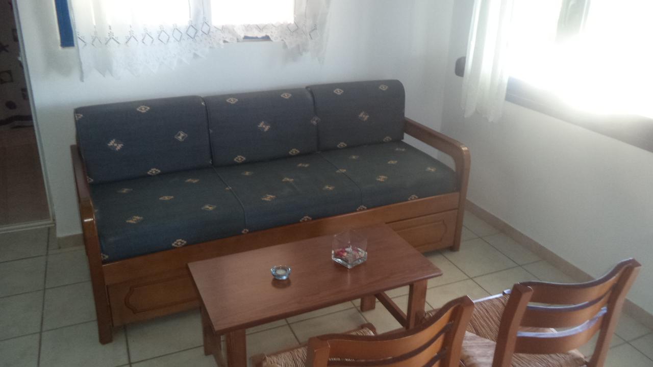Studios Avra Akhladherí Esterno foto