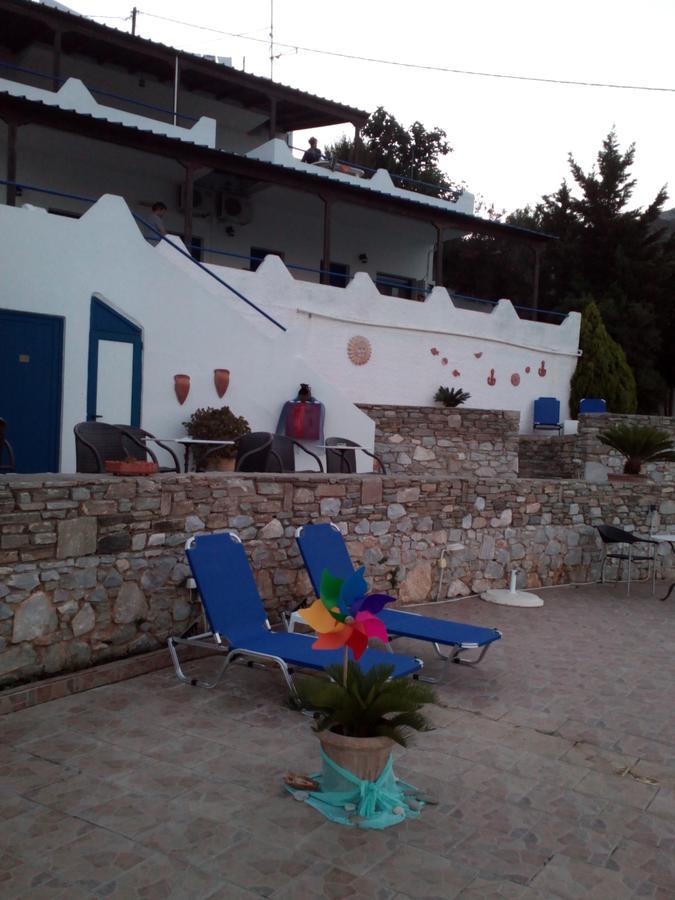Studios Avra Akhladherí Esterno foto